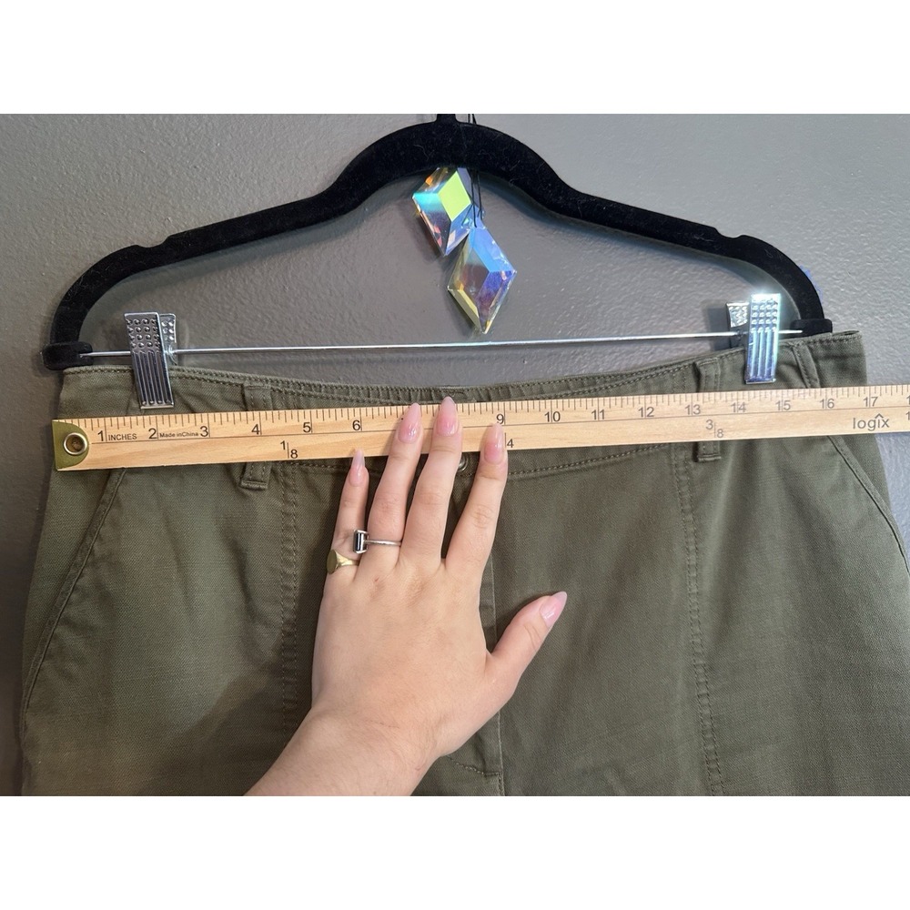 FLAWED Talbots Super Soft Green Cargo Pants 12 Cotton Blend - Picture 8 of 12